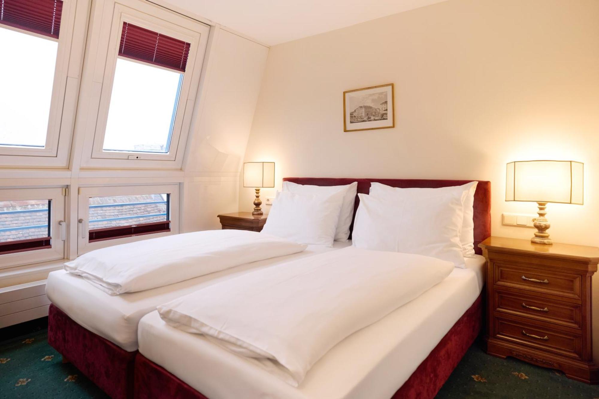 Standard Double Room,1658766736:JPEG