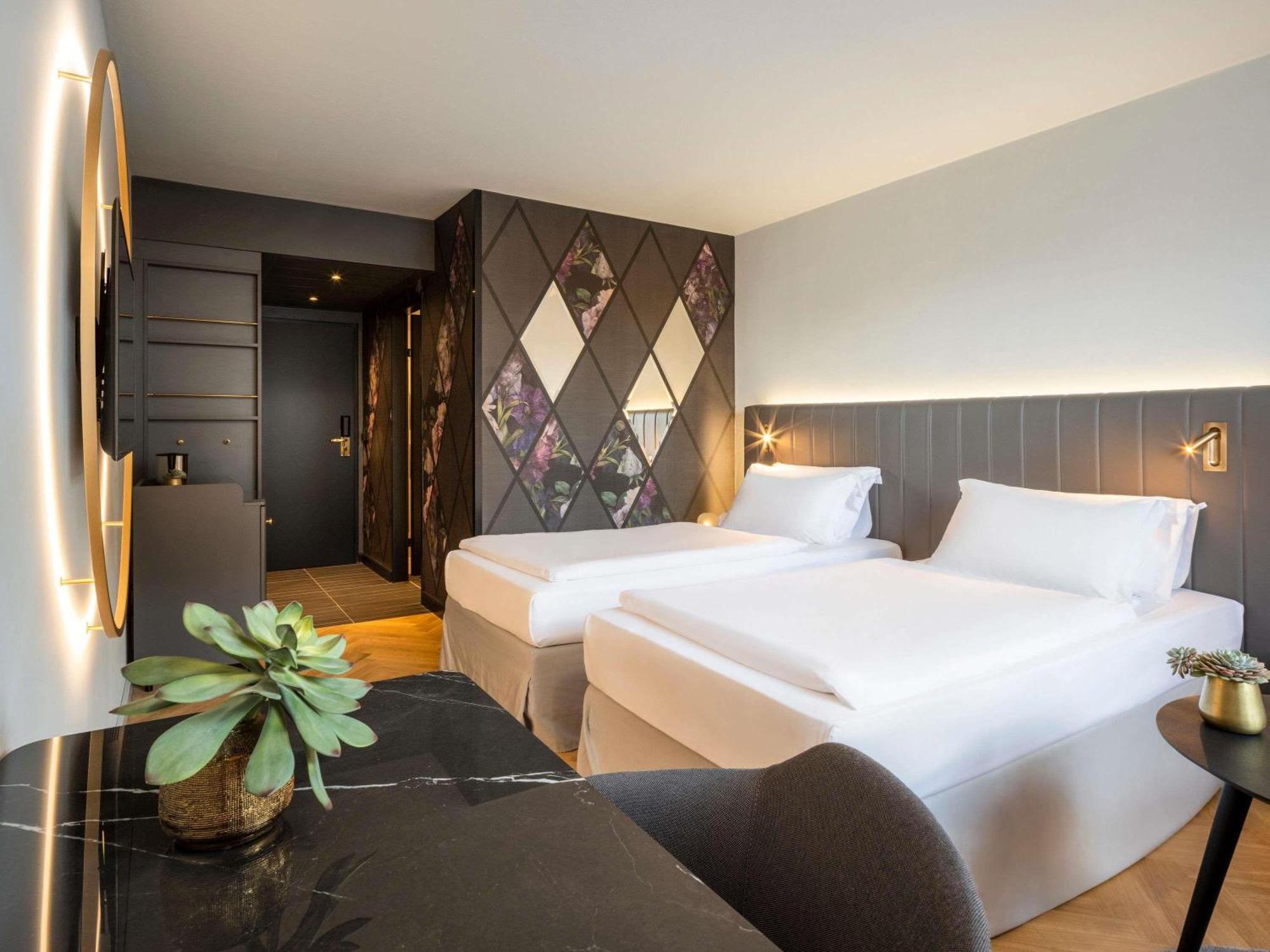 Superior Twin Room,1716969445:JPEG