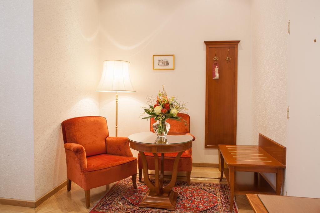 Double Room,1210196527:JPEG